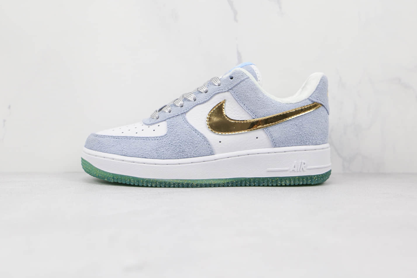 Nike Air Force 1 07 Low Grey Green Metallic Gold CW1577-001 - Stylish Sneaker for Men
