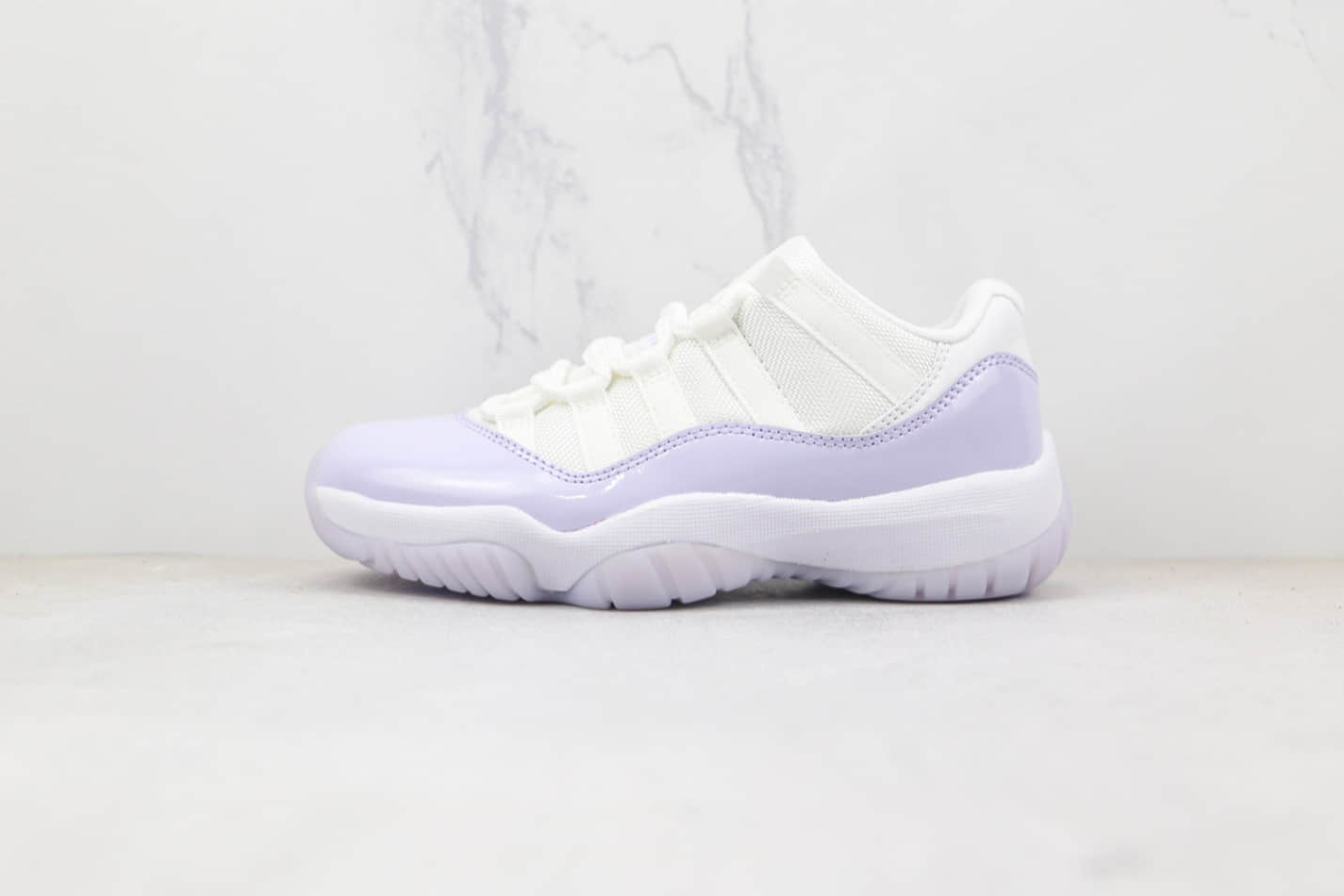 Air Jordan 11 Retro Low 'Pure Violet' AH7860-101: Stylish & Iconic Footwear