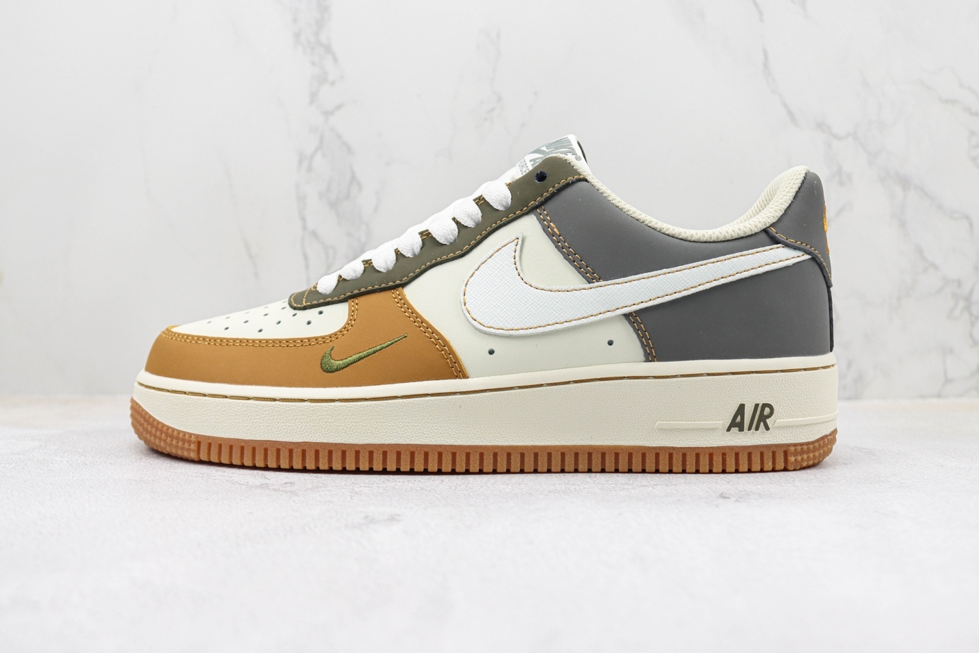 Nike Air Force 1 07 Low Brown Dark Grey Green DB3301-011 – Stylish and Versatile Sneakers