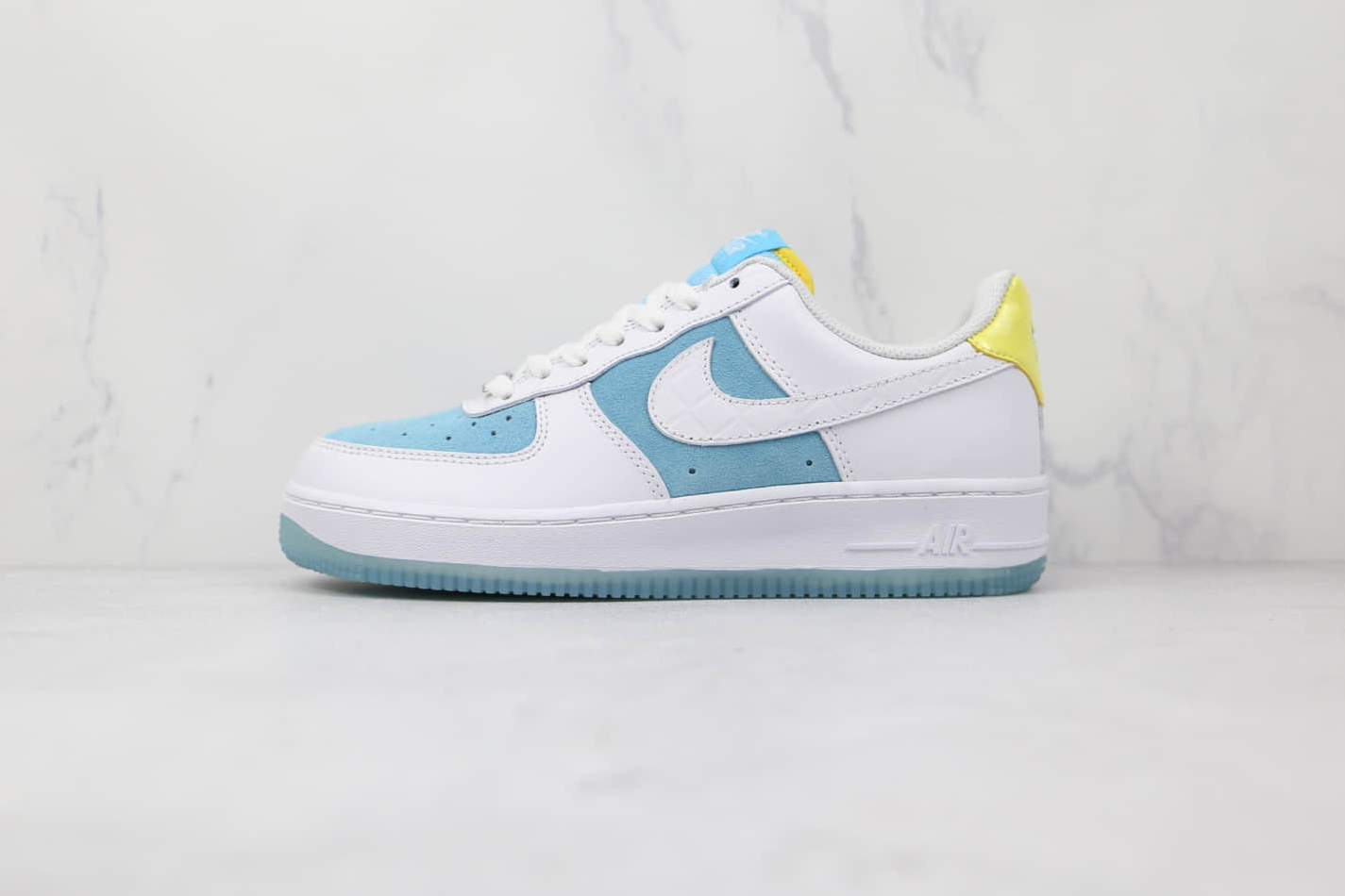 Nike Air Force 1 07 Low White Light Blue AA7687-400 - Stylish Sneakers for Men & Women