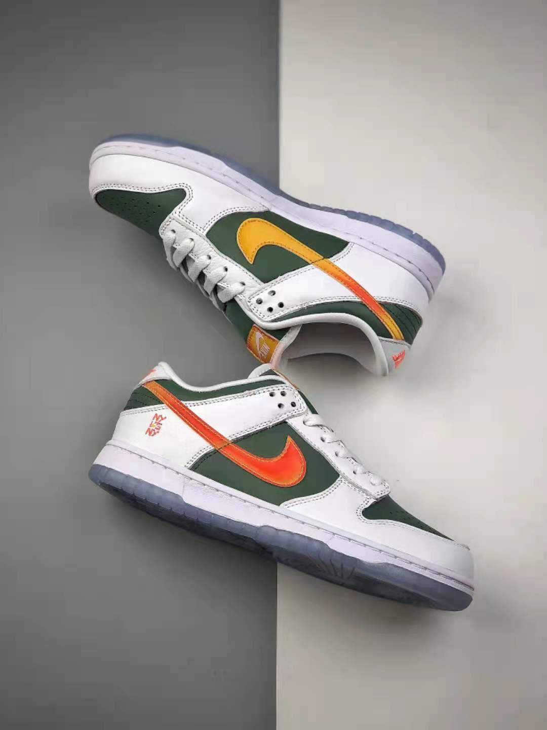 Nike SB Dunk Low SE NY vs. NY Dutch Green Multi-Color White DN2489-300 - Limited Edition Dunk Sneakers