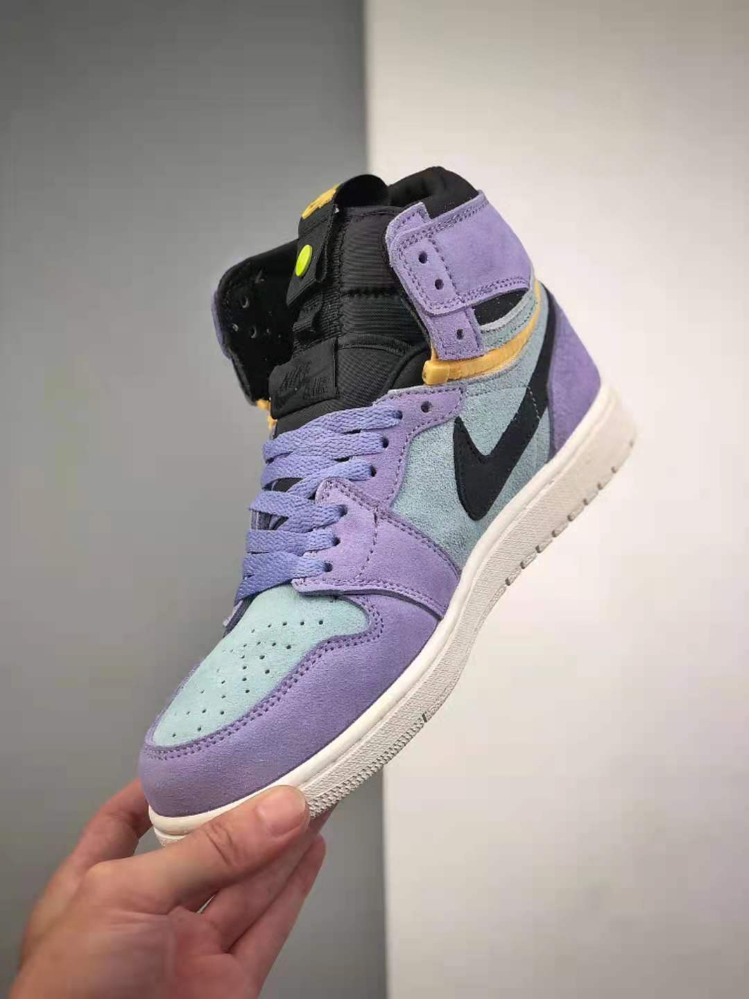 Air Jordan 1 High Switch 'Purple Pulse' CW6576-500 - Iconic Style in Vibrant Purple | Free Shipping