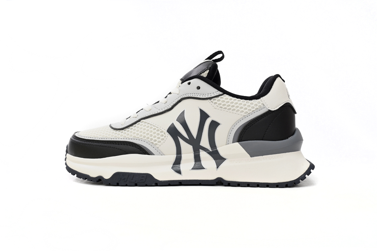 MLB Chunky Liner Runner NY Yankees Shoes Sneakers - Black | 3ASHRJ13N-50BKS