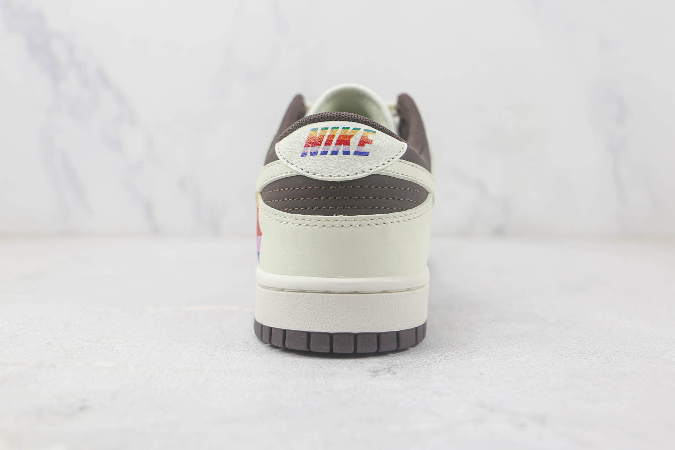 Apple x Nike SB Dunk Low Dark Brown Cream Multi-Color DD1391-071 | Limited Edition Collaboration