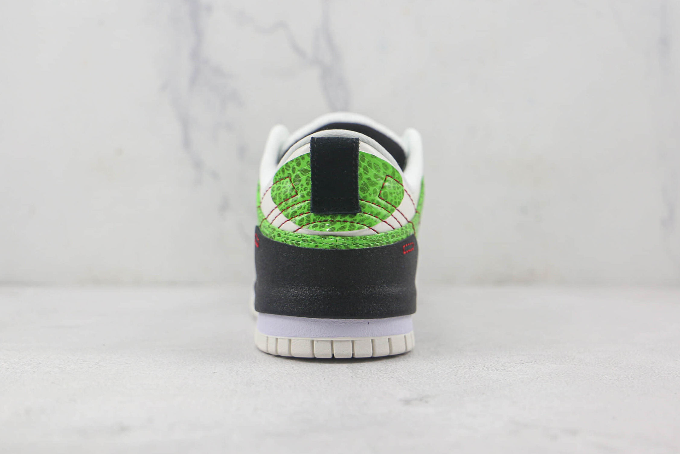 Nike Dunk Low Disrupt 2 'Green Snakeskin' DV1491-101 - Authentic Stylish Sneakers