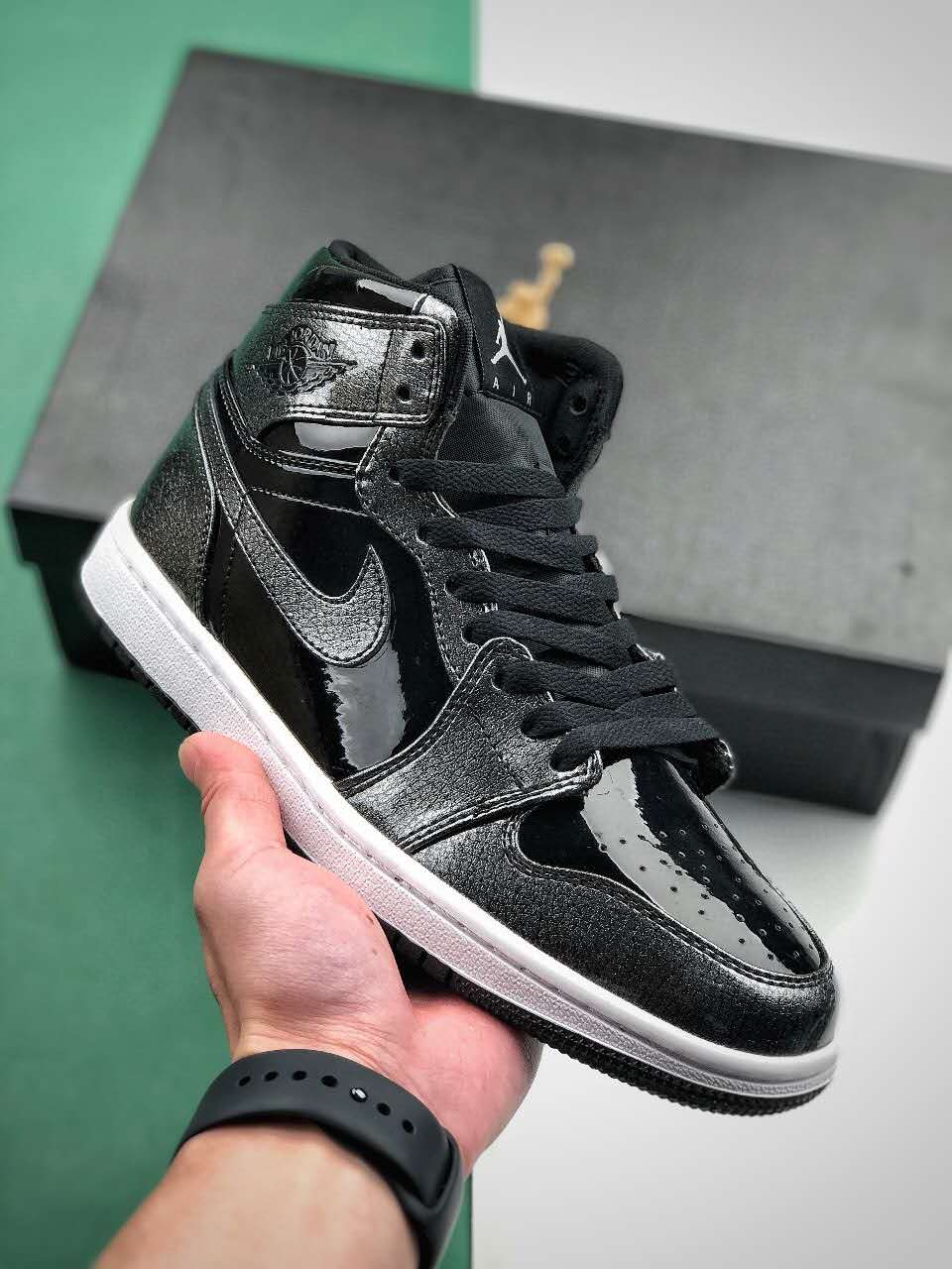 Air Jordan 1 Retro High 'Black Patent' 332550-017