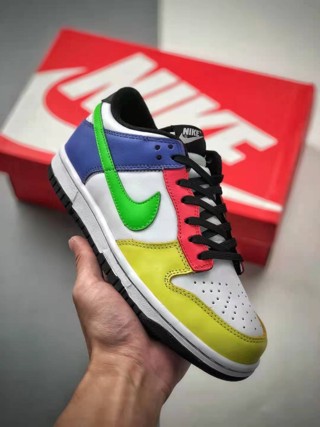Nike Dunk Low 'Green Strike' DD1503-106